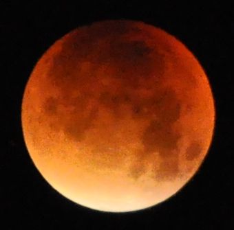 blood_moon.jpg