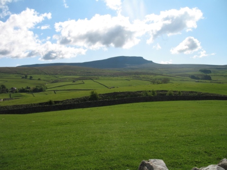 Pen-y-ghent.jpg