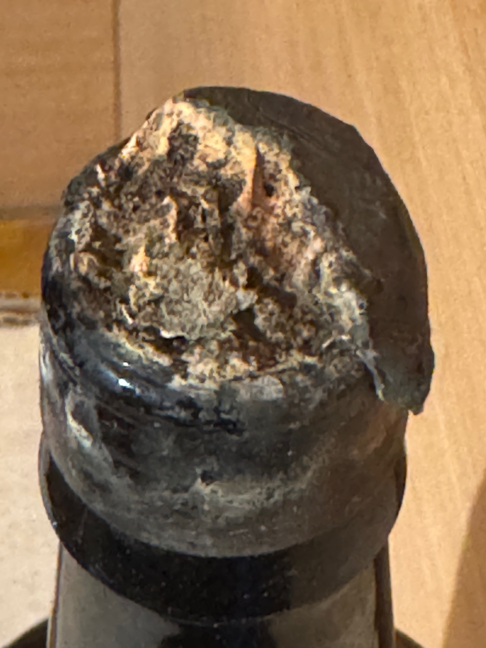 Damaged spauled cork